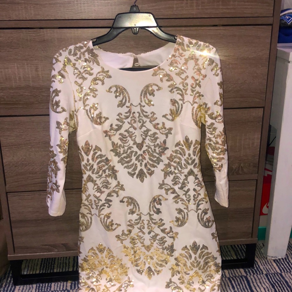 quarter sleeve sequin dress